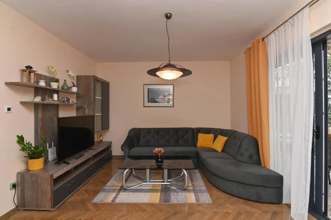 Apartment Gogo Опатия